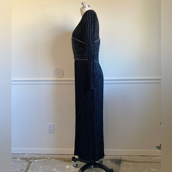 Vintage Mary McFadden Couture Evening Gown - Picture 9 of 15